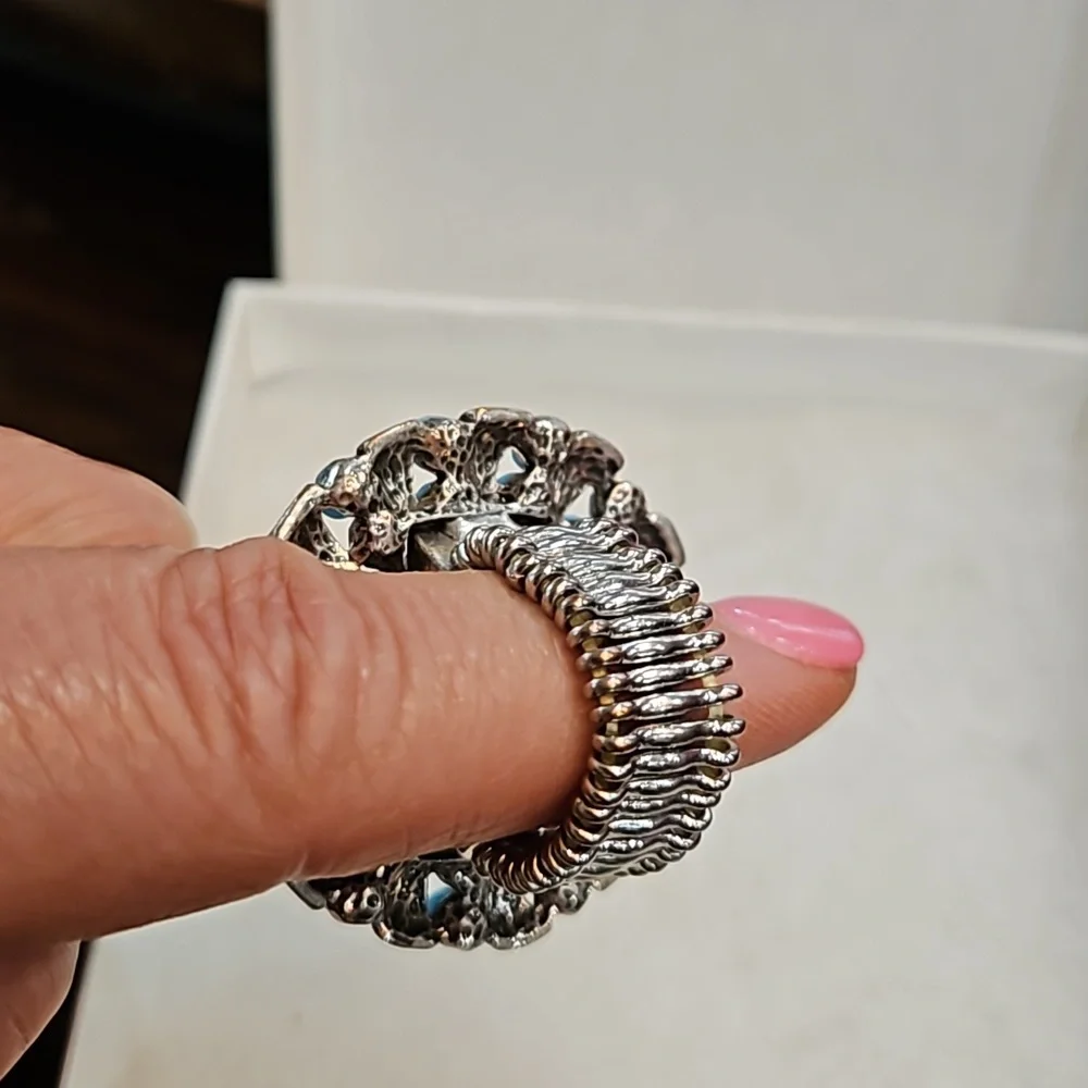 BABY BLUE SILVER ADJUSTABLE‎ BAND STRETCH COSTUME RING